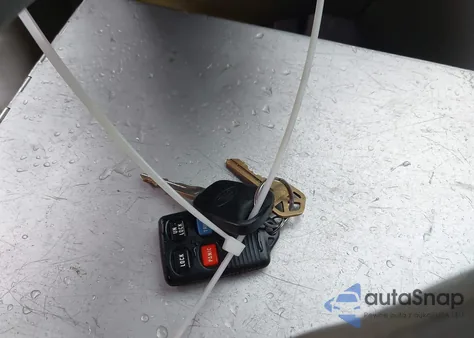 1997 Ford Mustang z USA, uszkodzony, nr VIN 1FALP4041VF133492